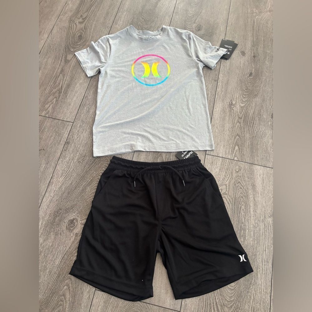 Hurley Gray Tee & Black Athletic Shorts Set - Neon Logo